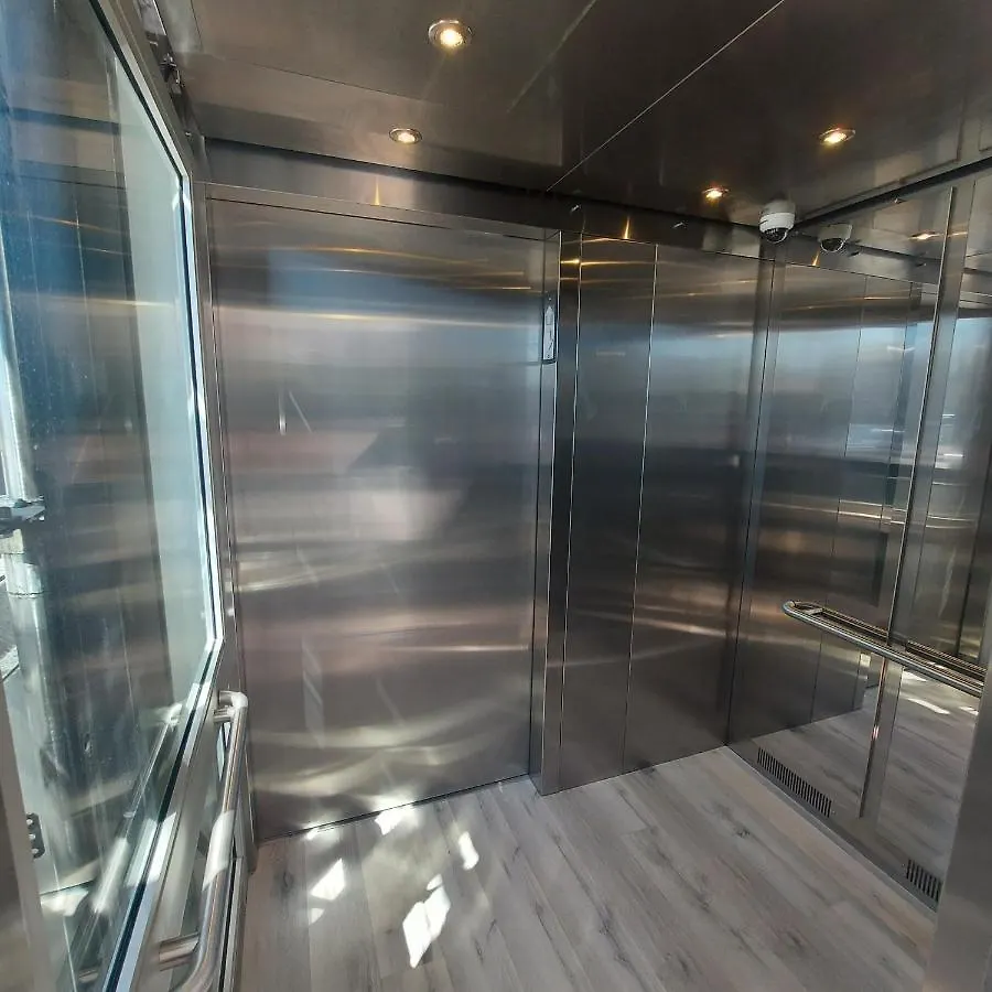 Beautiful Bright 3 Bed Townhouse Apartment Vancouver 0*,  Canada