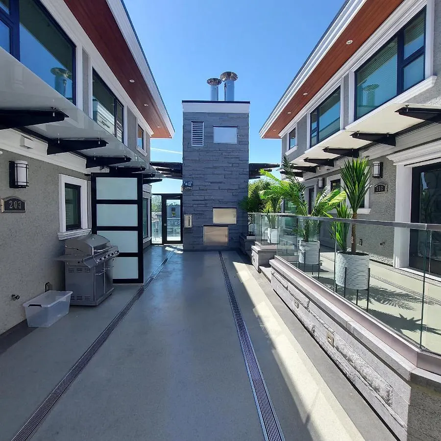 Beautiful Bright 3 Bed Townhouse Apartment Vancouver 0*,